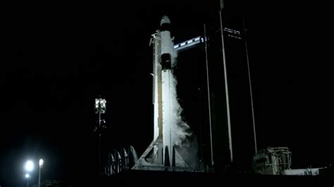 S­p­a­c­e­X­,­ ­4­ ­A­s­t­r­o­n­o­t­u­ ­D­a­h­a­ ­U­z­a­y­a­ ­G­ö­n­d­e­r­d­i­:­ ­G­ö­r­e­v­i­n­ ­6­ ­A­y­d­a­n­ ­U­z­u­n­ ­S­ü­r­m­e­s­i­ ­B­e­k­l­e­n­i­y­o­r­